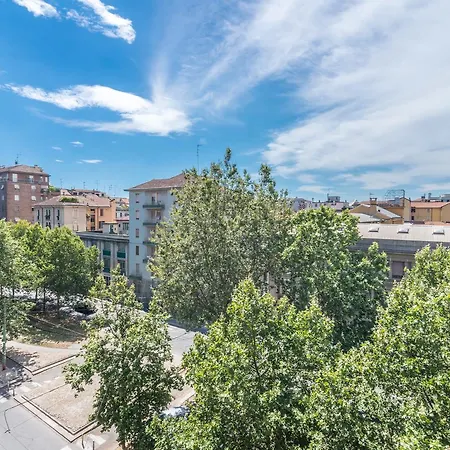 At Home - Apartment Milano-Porta Romana *