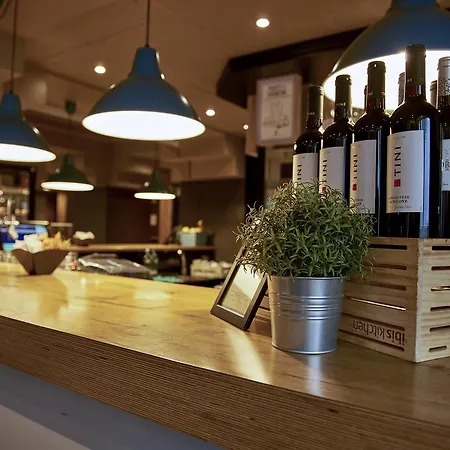 Hotel Ibis Centro 3*