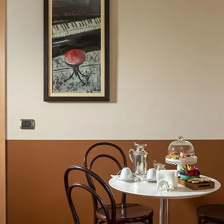 Πανσιόν Zebra Naviglio