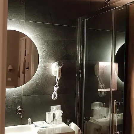 Bed Linate Πανσιόν 4*