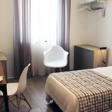 Bernina 3* Milan