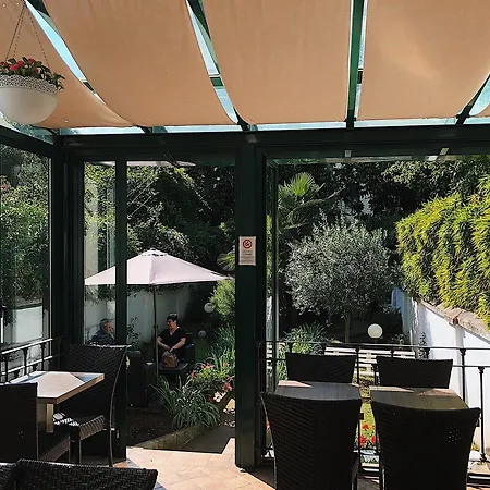 Due Giardini 2* Mailand