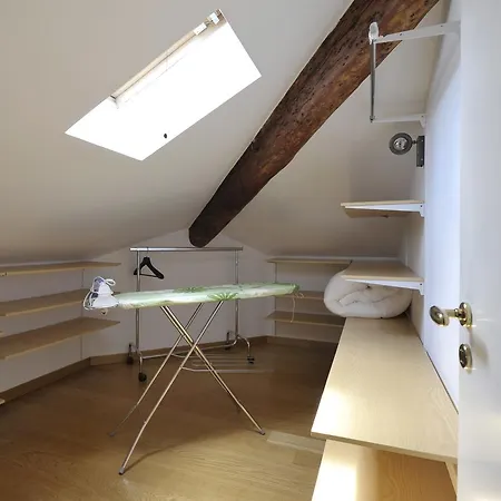 شقة Spacious With A Terrace