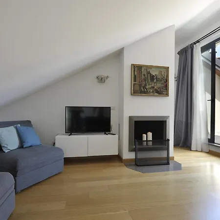 Spacious With A Terrace شقة ميلان