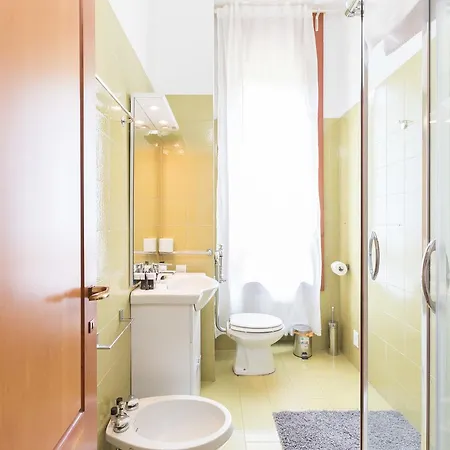 Hemeras Boutique Homes - Design In Center * Milan