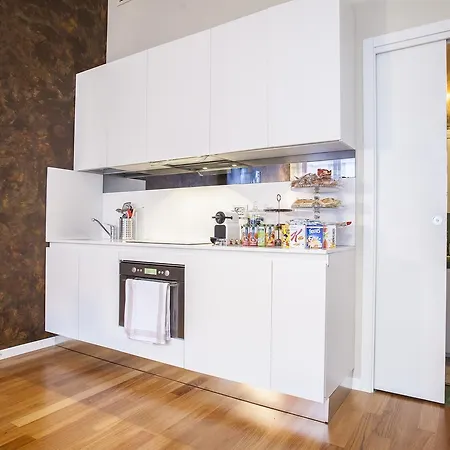 Hemeras Boutique Homes - Design Near Duomo Cathedral Apartment *