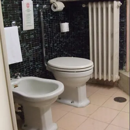 Monopole Hotel Milán