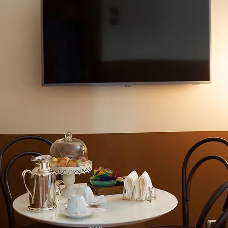 Zebra Naviglio 밀라노