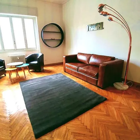 Roomy Duomo&san Babila Appartamento