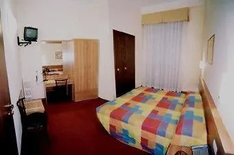 Royal Hotel