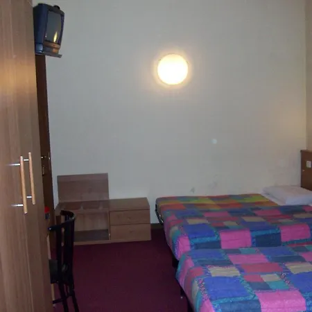 Royal Hotel