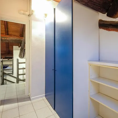 Appartamento Lovely Attic In