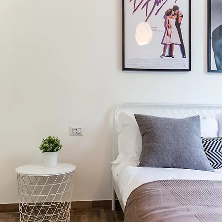 Certosa Colorful Mini Flats Apartment Milan