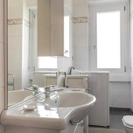 Apartment Cenisio Subway Flat Milan