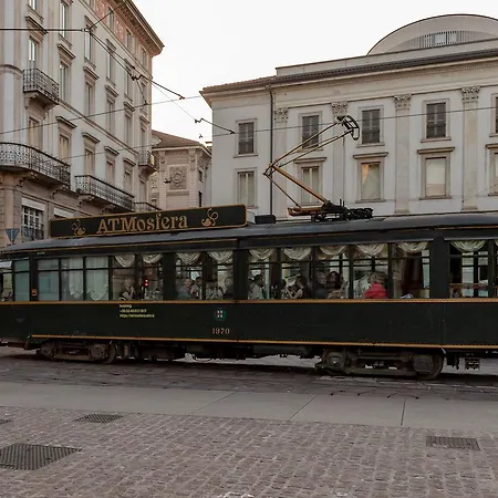 Ah - Fashion District Gæstehus Milano