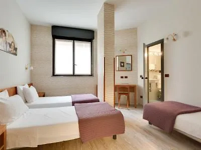 Roxy Hotell 3*