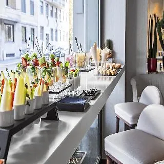 Otel Nh Collection Touring Milano