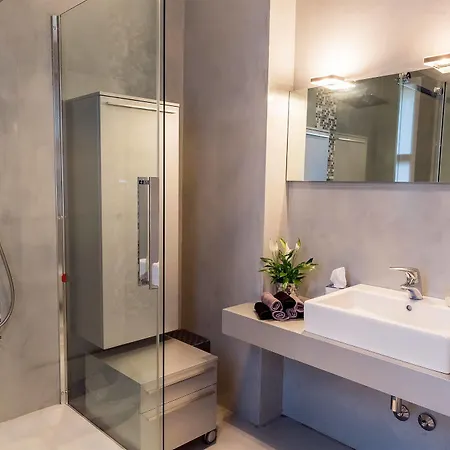 Luxury Loft - Station Apartment Milan