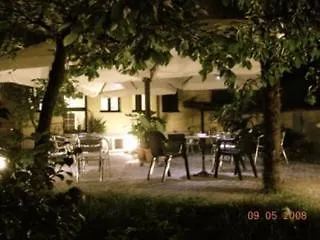 Szálloda Paradiso 2*