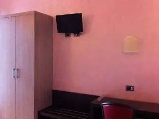 Panizza 3* Milán