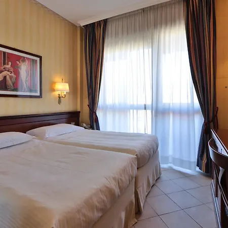 & Contessa Jolanda 4* Milan