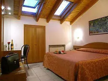 Mondial Szálloda 2*
