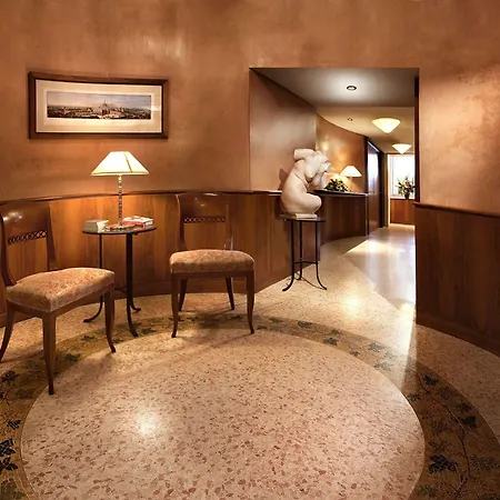 Cavour 4* Milano