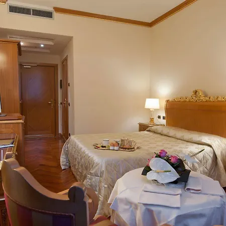 Marconi Hotel