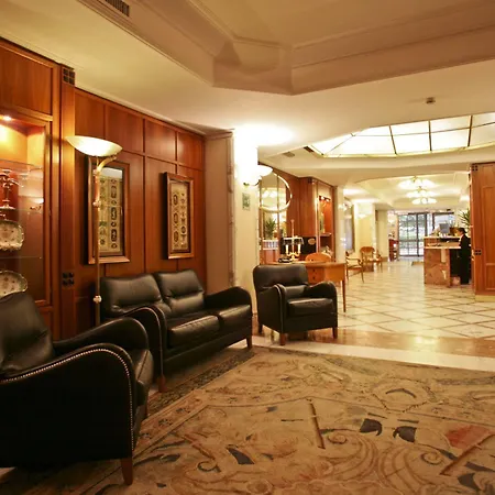 Hotel Capitol