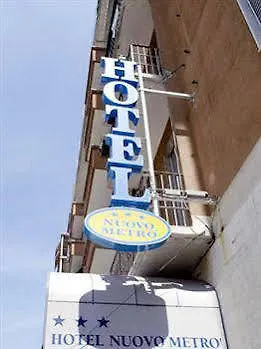 Nuovo Metro Hotell 3*