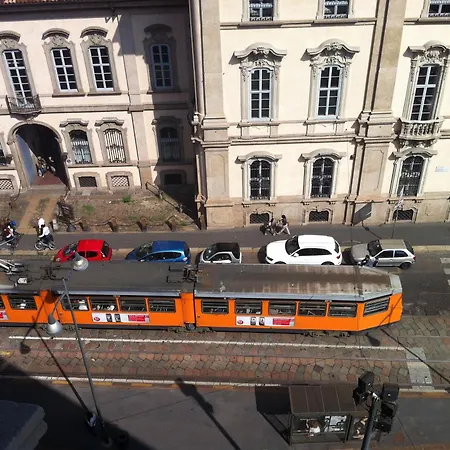 모킨바 호텔스 킹 4* 밀라노