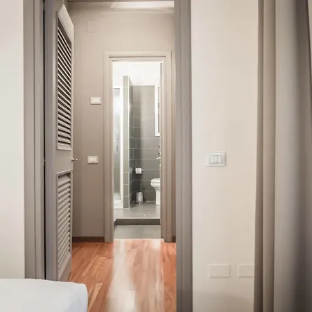 Brera In San Babila Apartment Milan