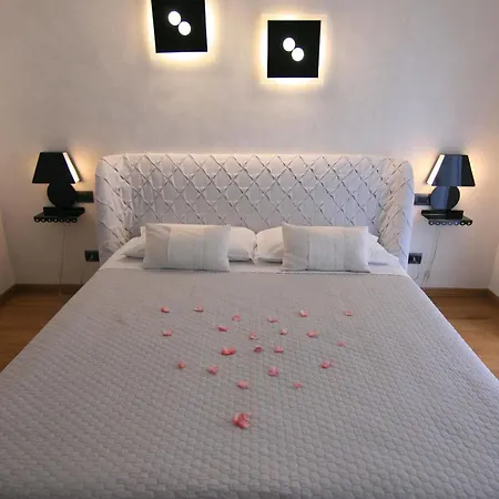 Bed and Breakfast Experience Design Bed&show