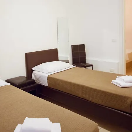 Nino Hotel *