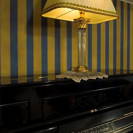 Hotel Boutique Dieci Milan