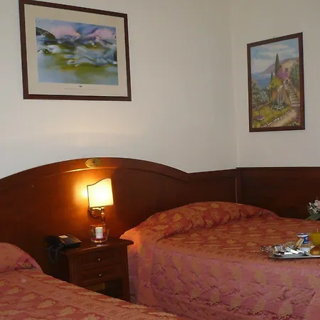 Pavone 3* Milano