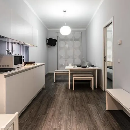 Apartahotel De Angeli 4*