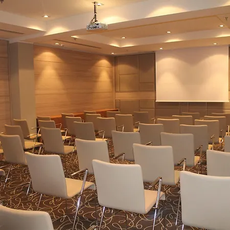 Hotel Uptown Palace 4*