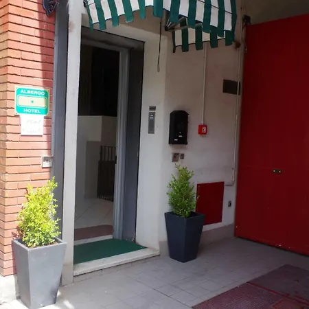 Centrale * Milán