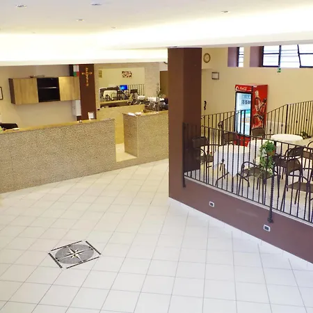 Hotel Centrale *