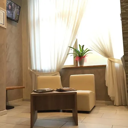 Montecarlo 3* Milan