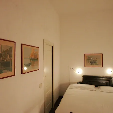 Apartment Casa Milano- Apartments And Rooms *
