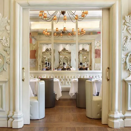 Hotel Château Monfort - Relais&châteaux 5*