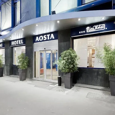 Отель Aosta 3*