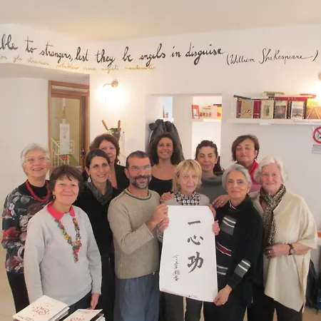 Gogol'ostello & Caffe Letterario