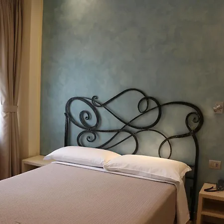 Hotel La Madonnina Mediolan