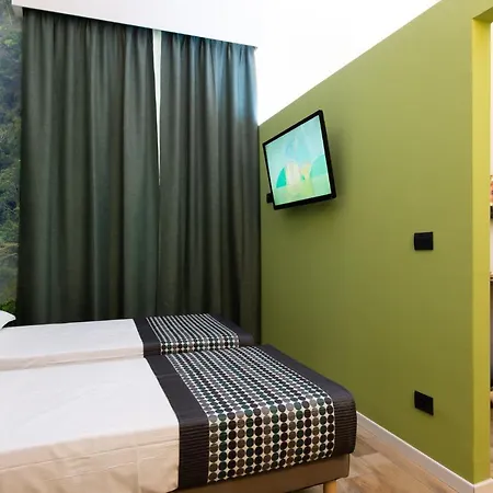 Porta Nuova 3*