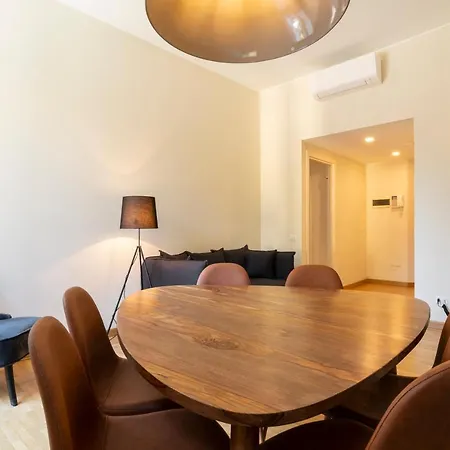 Residenza Cornaggia Milan