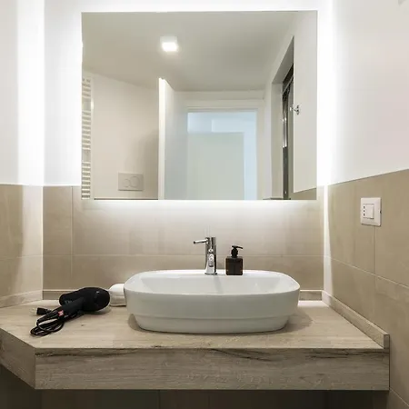 شقة Residenza Cornaggia ميلان