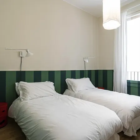 Apartment Residenza Cornaggia Milan